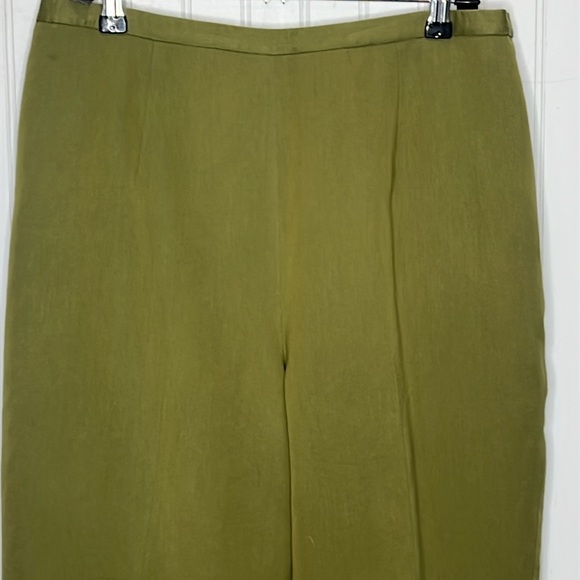Pendleton NWT Green Silk Cotton Crop Slacks Size 14 - Picture 2 of 12